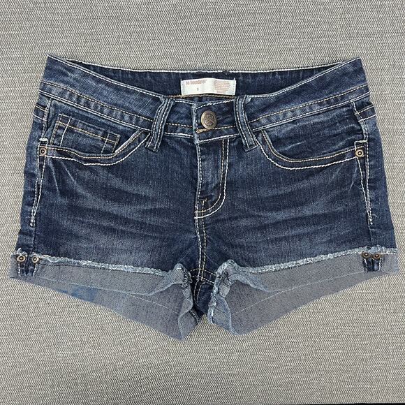 No Boundaries‎ Blue Flap Pockets Rolled Mid Rise Jean Denim Shorts Size 5 Junior - Picture 1 of 10